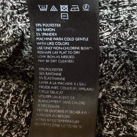 Urban Outfitter Silence + Noise Dark Gray Turtleneck Sleeveless Crop Sweater Top - Picture 4 of 4